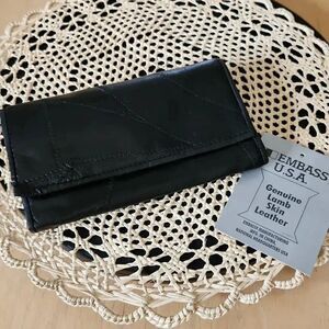 Vintage Embassy patchwork leather kiss lock leather wallet